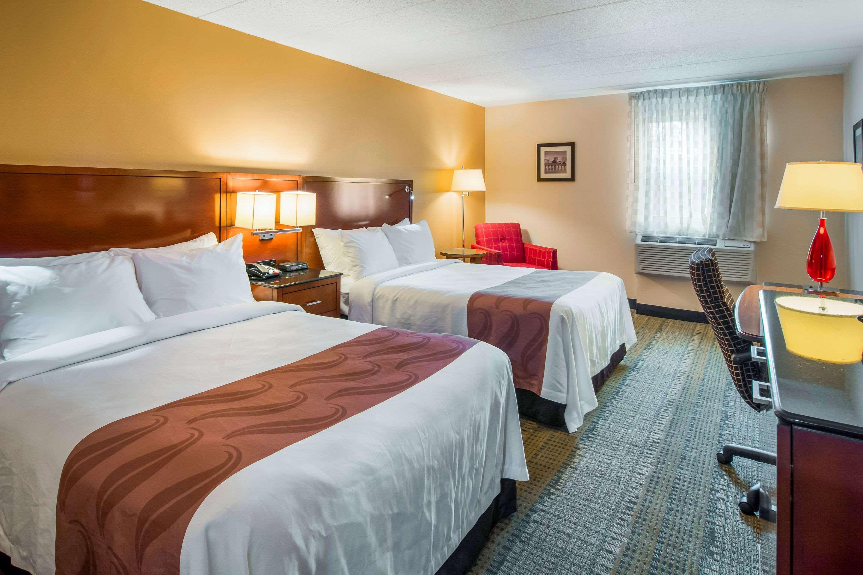 Virginia Quality Inn & Suites מראה חיצוני תמונה